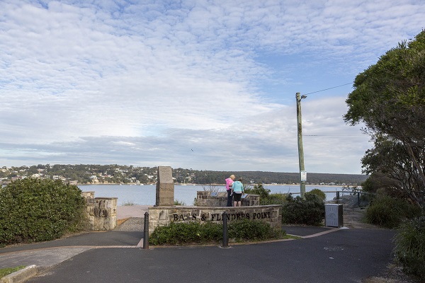 Lookout overlooking Bate Bay